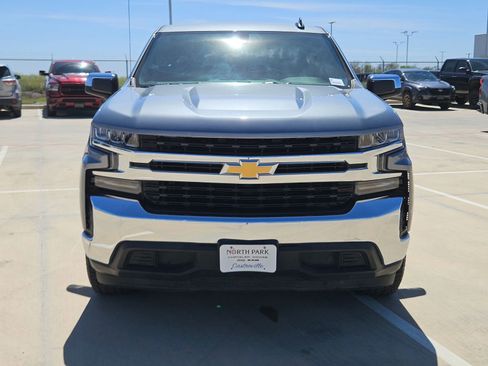 Used 2020 Chevrolet Silverado 1500 LT w/ Texas Edition image 8