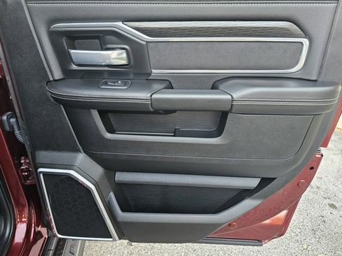 Used 2024 RAM 2500 Laramie w/ Night Edition image 30