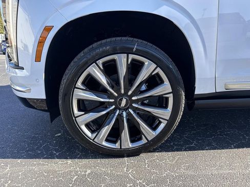 New 2026 Cadillac Escalade Luxury w/ Touring Package image 8