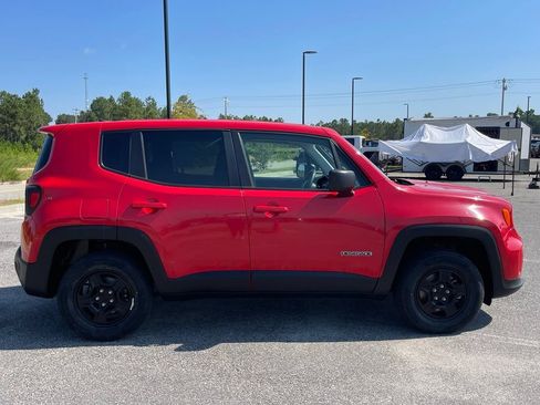 Certified 2022 Jeep Renegade Sport AWD/4WD image 20