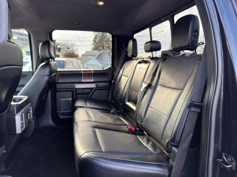 Used 2015 Ford F150 Lariat w/ Equipment Group 502A Luxury image 13