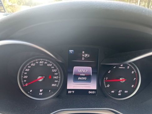 Used 2015 Mercedes-Benz C 300 Sedan image 19