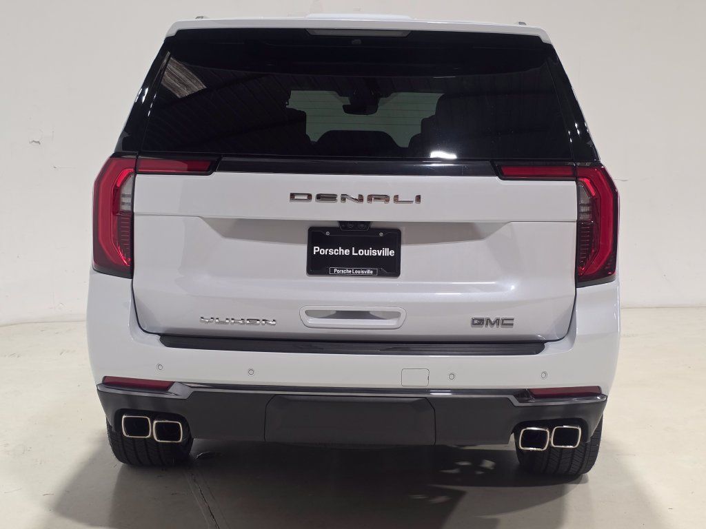 Used 2026 GMC Yukon Denali Ultimate AWD/4WD image 6