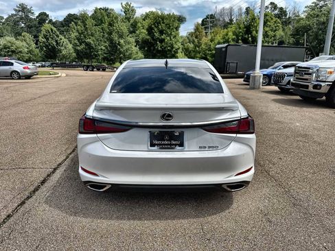 Used 2024 Lexus ES 350 Ultra Luxury w/ Accessory Package (Z2) FWD image 7