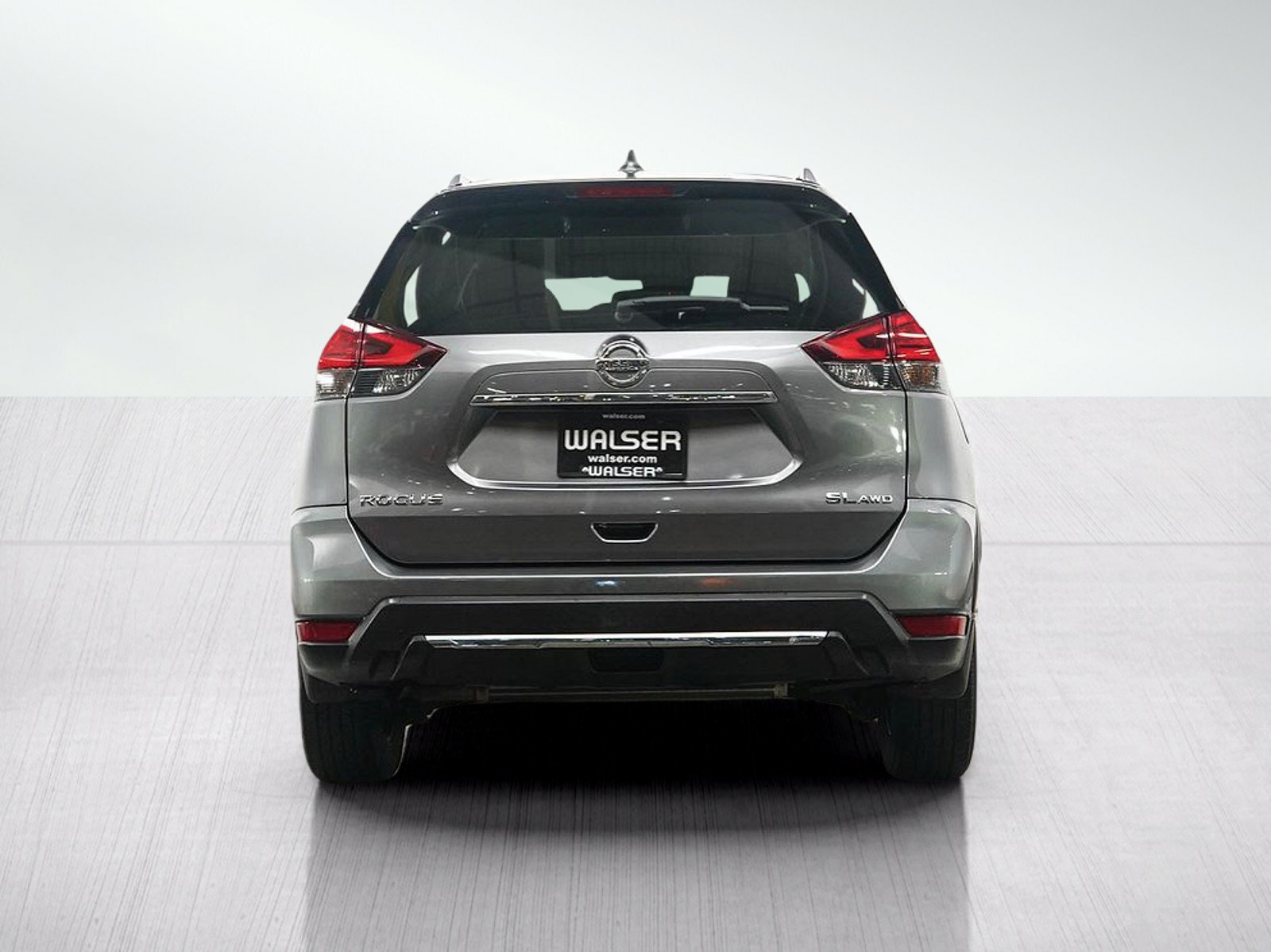 Used 2017 Nissan Rogue SL AWD/4WD image 4