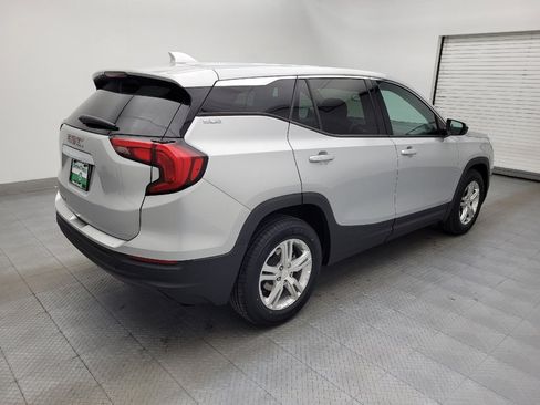 Used 2020 GMC Terrain SLE image 10