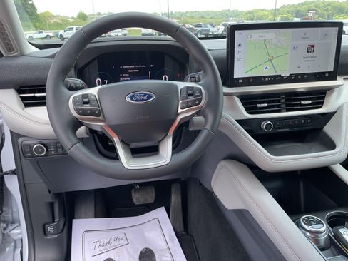 Certified 2026 Ford Explorer Active w/ Active Comfort Package AWD/4WD image 21