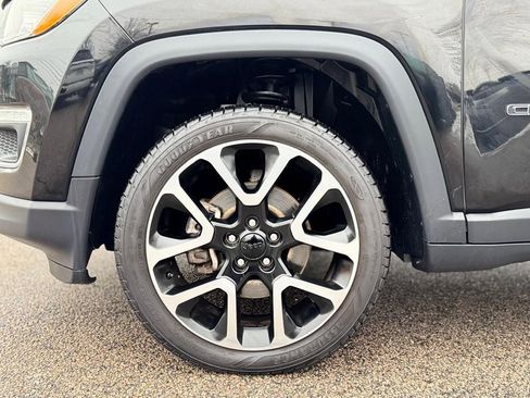 Used 2018 Jeep Compass Limited image 9