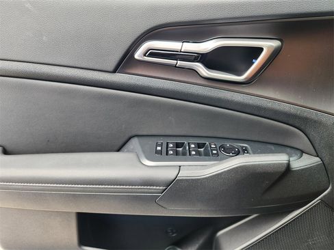New 2026 Kia Sportage EX w/ EX Panorama Roof Package image 17