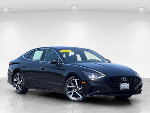 Used 2023 Hyundai Sonata SEL Plus w/ Cargo Package FWD image 2