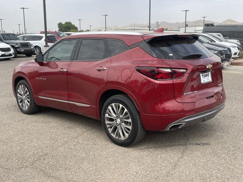 Used 2021 Chevrolet Blazer Premier w/ Driver Confidence II Package AWD/4WD image 3
