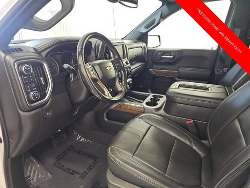 Used 2022 Chevrolet Silverado 1500 High Country w/ Z71 Off-Road Package AWD/4WD image 15