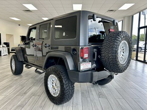 Used 2016 Jeep Wrangler Unlimited Sport AWD/4WD image 7