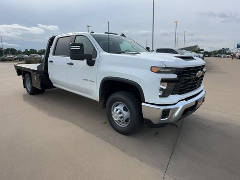 New 2026 Chevrolet Silverado 3500 W/T w/ WT Convenience Package AWD/4WD image 3