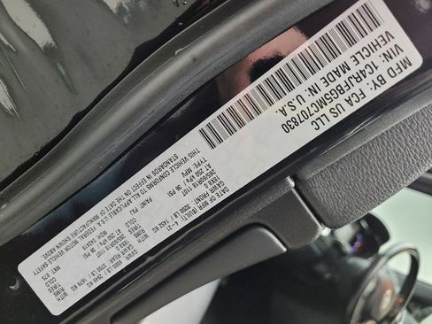 Used 2021 Jeep Grand Cherokee Limited w/ Luxury Group II image 33