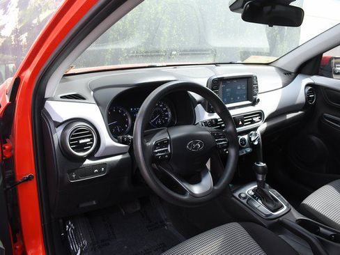 Used 2020 Hyundai Kona SE AWD/4WD image 14