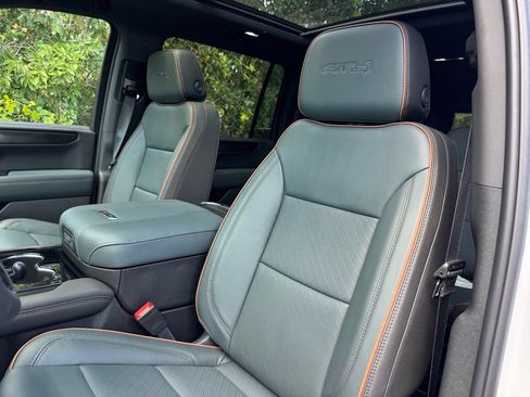New 2026 GMC Yukon XL AT4 w/ AT4 Premium Package AWD/4WD image 9