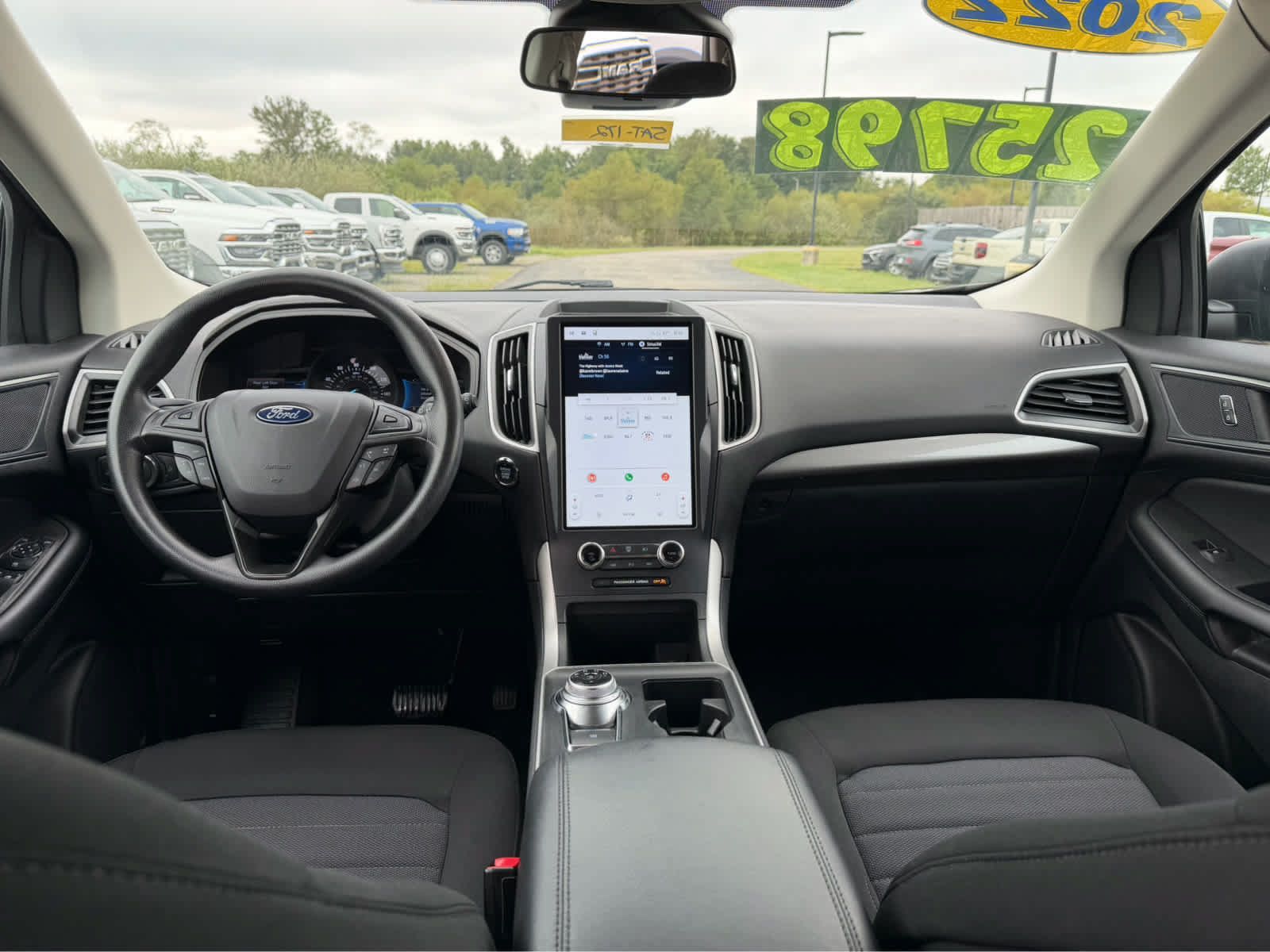 Used 2024 Ford Edge SE AWD/4WD image 21