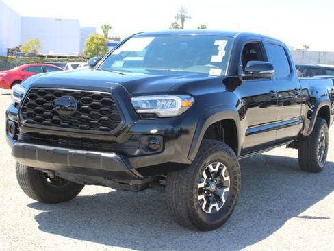 Used 2023 Toyota Tacoma TRD Off-Road AWD/4WD image 11