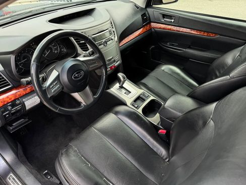 Used 2010 Subaru Outback 3.6R Limited AWD/4WD image 14