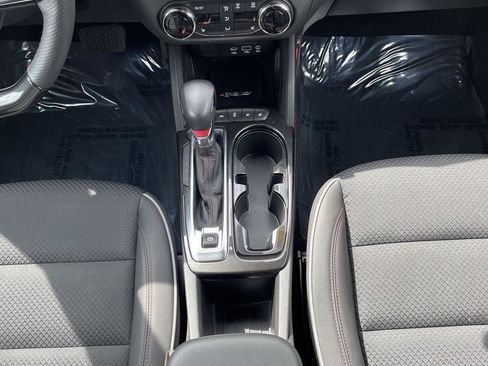 Used 2022 Chevrolet TrailBlazer RS w/ Technology Package image 24