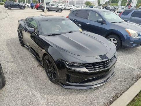 Used 2019 Chevrolet Camaro LT w/ RS Package RWD image 26