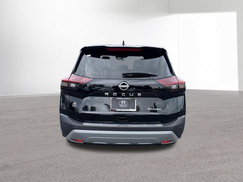 Used 2023 Nissan Rogue SV AWD/4WD image 7