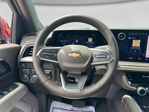 New 2026 Chevrolet Suburban LT w/ Comfort Package AWD/4WD image 13