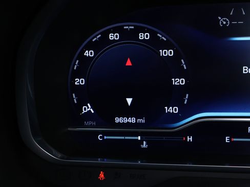 Used 2023 Chevrolet Tahoe LT image 4