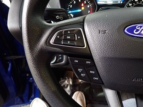 Used 2018 Ford Escape SE w/ SE Sync 3 Package AWD/4WD image 29