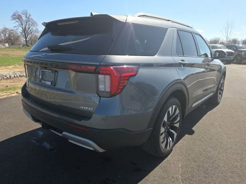 Used 2025 Ford Explorer Platinum w/ LUX Leather Package image 8