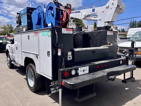 Used 1999 Ford F550 2WD Regular Cab Super Duty image 6