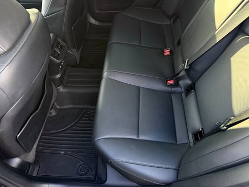 Used 2022 Lexus ES 350 w/ Premium Package image 11