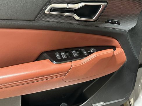 Used 2024 Kia Sportage SX image 22