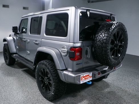 Used 2021 Jeep Wrangler Unlimited Sahara image 10