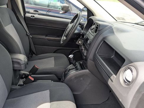 Used 2012 Jeep Compass Sport AWD/4WD image 20