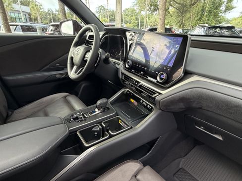 Used 2024 Lexus TX 350 AWD w/ Technology Package image 45