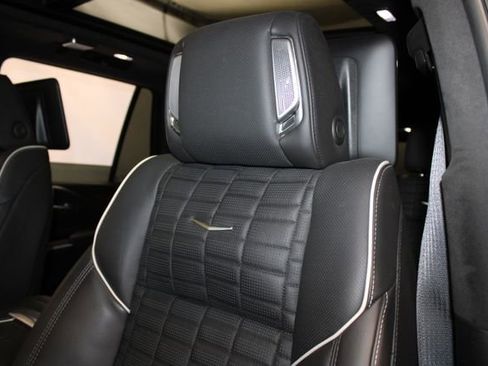 Certified 2024 Cadillac Escalade Sport Platinum w/ LPO, ONYX Package AWD/4WD image 10