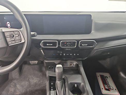 New 2026 Nissan Sentra SV image 18