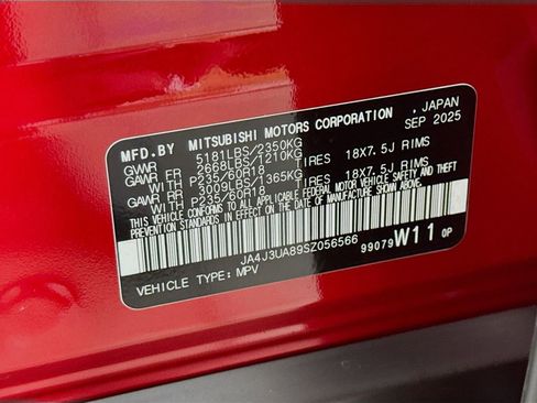 New 2025 Mitsubishi Outlander ES image 31