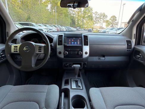 Certified 2019 Nissan Frontier SV AWD/4WD image 12
