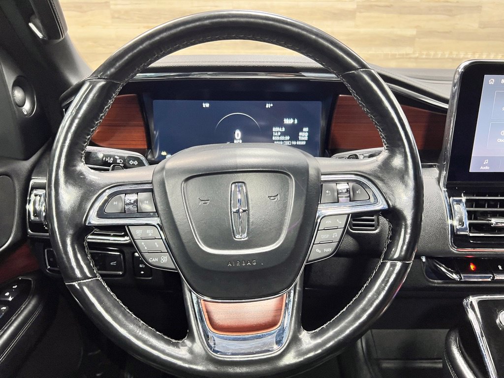 Used 2021 Lincoln Navigator Reserve AWD/4WD image 25