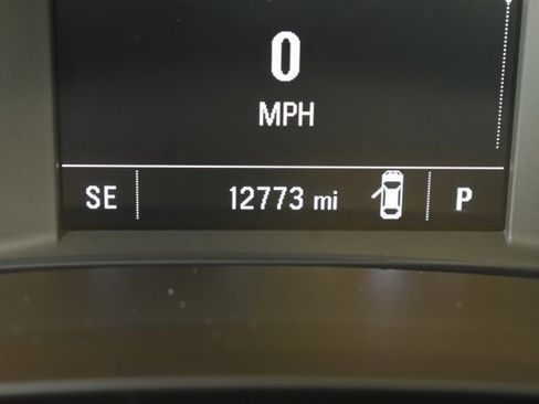 Used 2025 Chevrolet Malibu RS FWD image 22