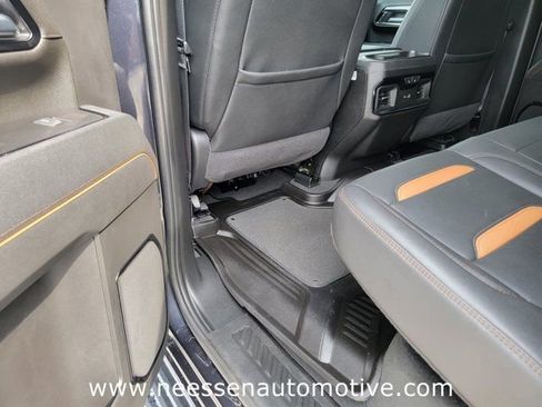 Used 2025 GMC Sierra 2500 AT4 w/ AT4 Premium Plus Package AWD/4WD image 13