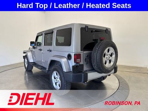 Used 2014 Jeep Wrangler Unlimited Sahara w/ Connectivity Group AWD/4WD image 5