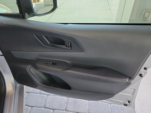 Used 2023 Toyota Prius LE image 31