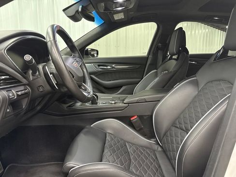 Used 2022 Cadillac CT5 V Blackwing w/ Driver Assist Package RWD image 17