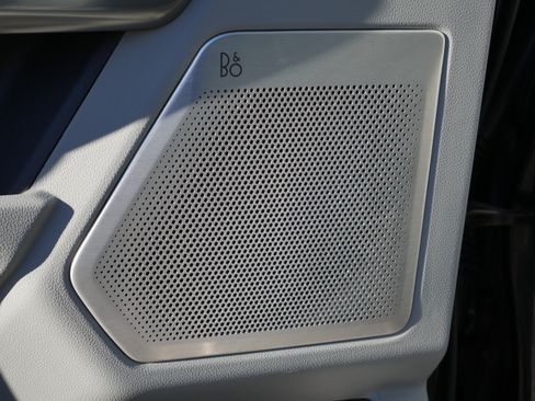 Certified 2024 Ford F350 Limited w/ FX4 Off-Road Package image 42