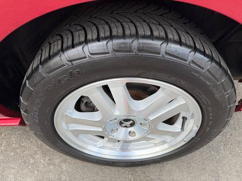 Used 2007 Ford Mustang GT RWD image 19
