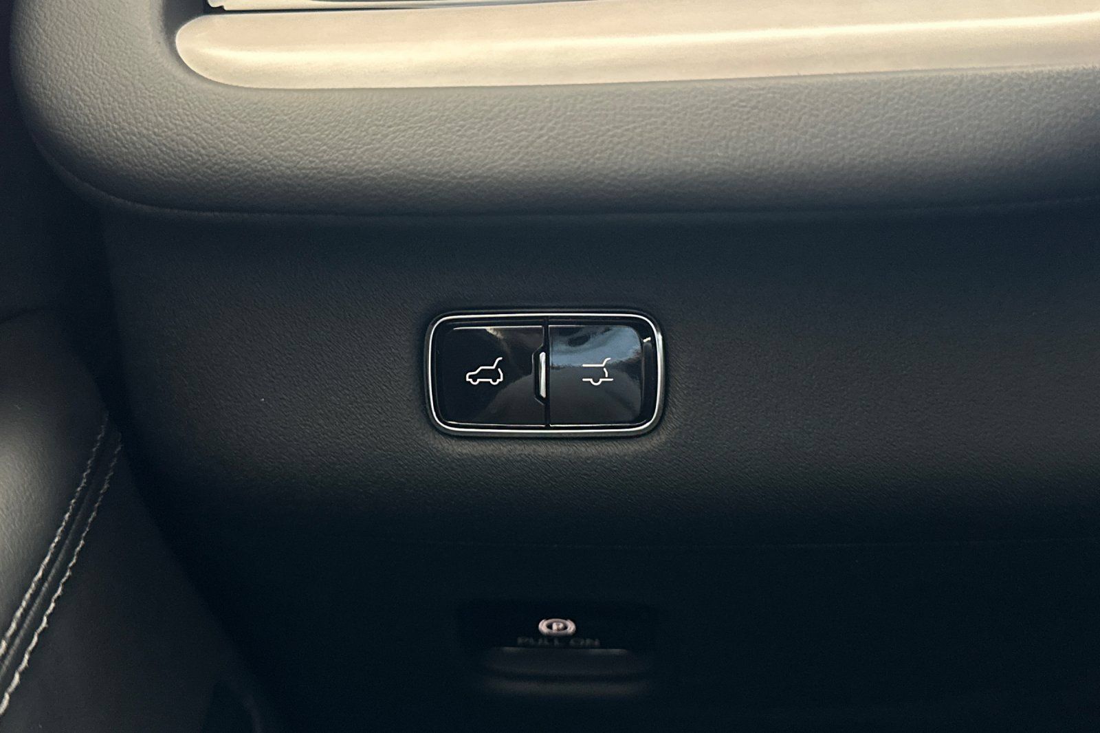 New 2027 Lincoln Navigator Premiere AWD/4WD image 28